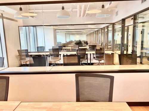 中航資本大廈 望京核心區精裝方正辦公空間，隨時看房，專業托管